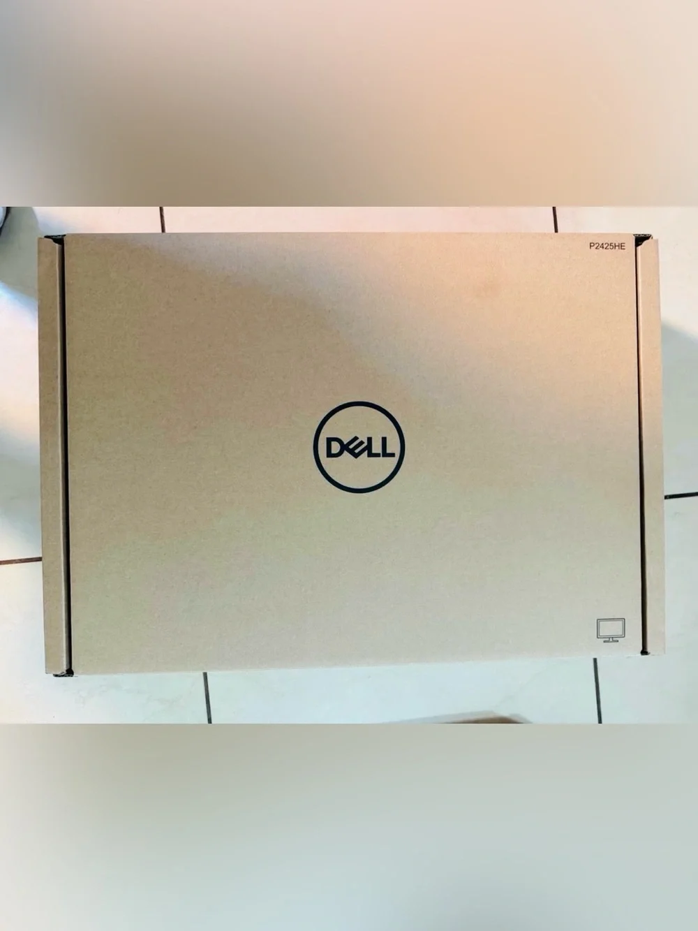 Dell monitor 24” P2425HE ￼and Keyboard with Mouse